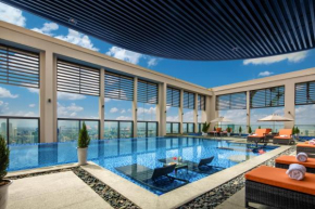 Luxury Beach Condo 5-star, Rooftop pool